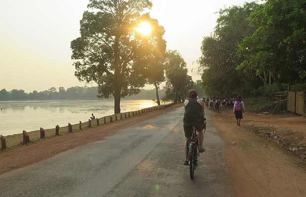 Angkor Beautiful Sunrise Bike Tour