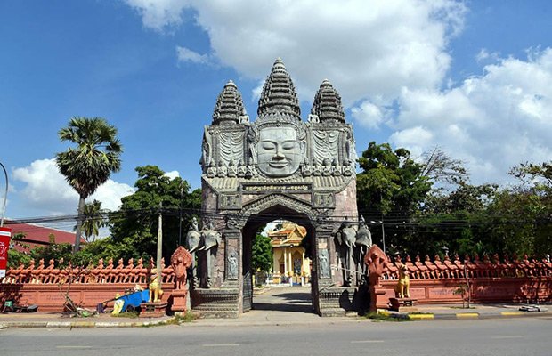 Battambang: Full-Day Highlights & Hidden Gems Walking Tour