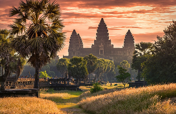 Angkor Wat Small Tour