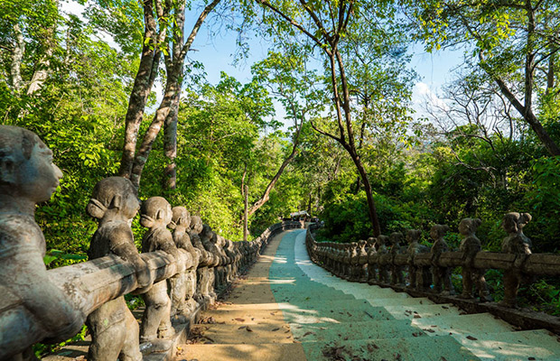 Discover Temple Tour of Kampong Thom Province from Siem Reap