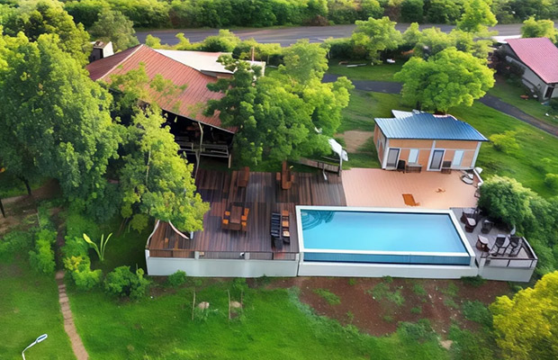 Nature Lodge