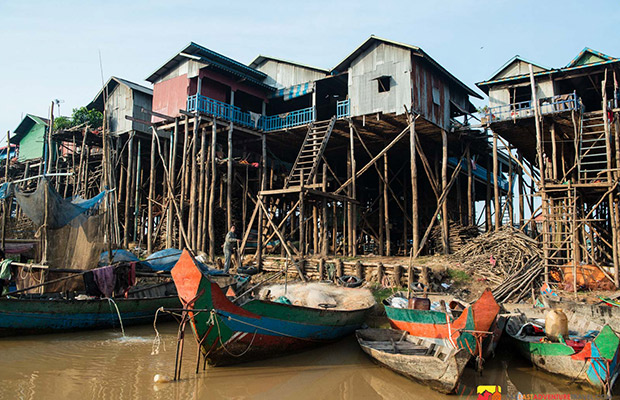 Kompong Phluk Floating Village Tour