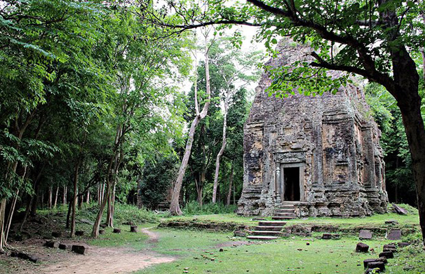 Sambor Prei Kuk Temple and Kompong Kdei Day Trip from Siem Reap