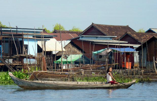 Kompong Khleang Floating Village Small-Group Day Tour