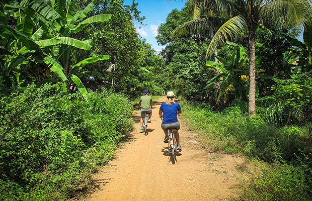 Kratie Cycling & Kayaking Experience Tour