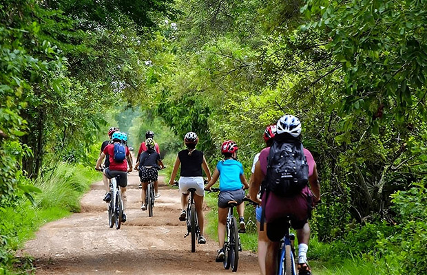 Kratie Mekong Adventure Tour (Bike, Kayaking & Homestay)