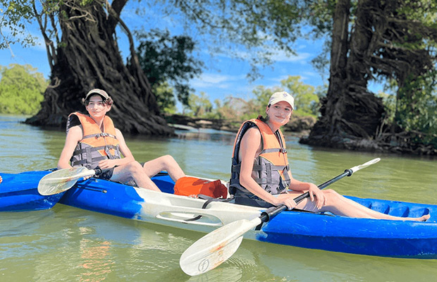 Kratie: Kayak Adventure with Dolphin Watching Tour