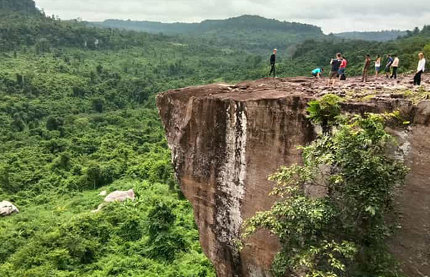 Phnom Kulen Mountain Trekking Tour in 2 Days