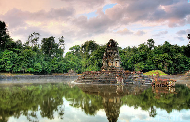 Preah Khan and Neak Pean Temples Day Tour