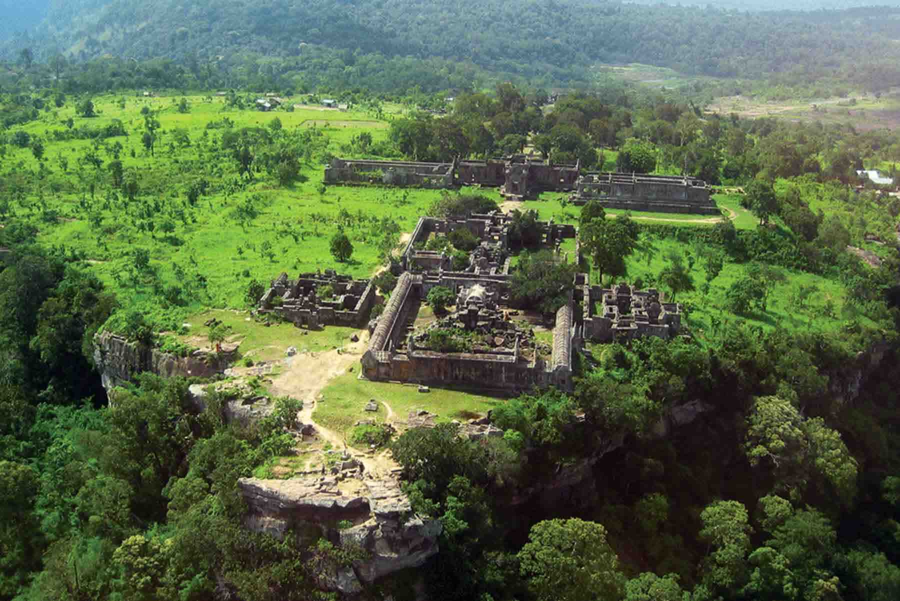 Discover Preah Vihear Temple Tour