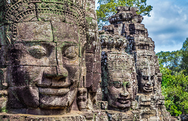Angkor Wat and Angkor Thom Temple Day Tour