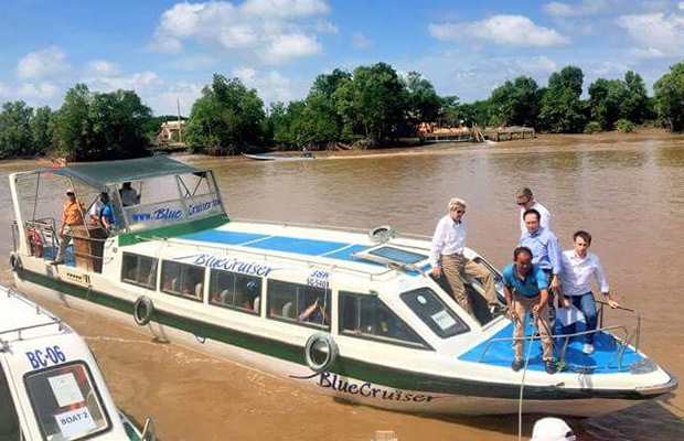 Blue Cruiser Speedboat