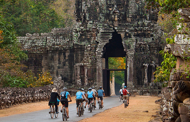 Explore Angkor Wat Biking Tour